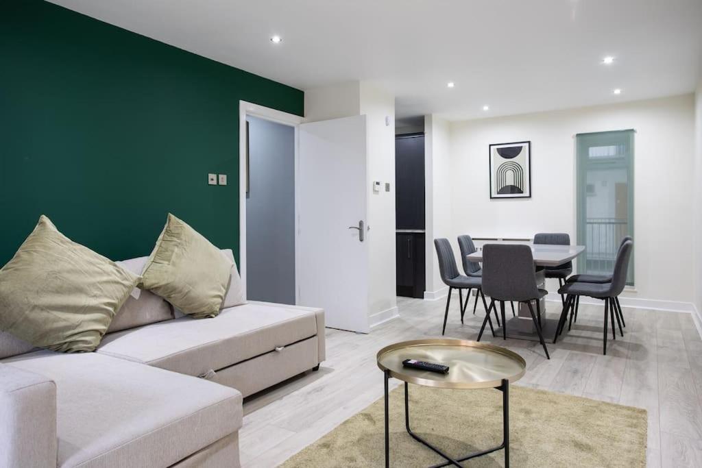 Luxury, Sleeps 6, City Centre Belfast Zewnętrze zdjęcie