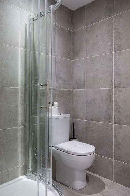 Luxury, Sleeps 6, City Centre Belfast Zewnętrze zdjęcie